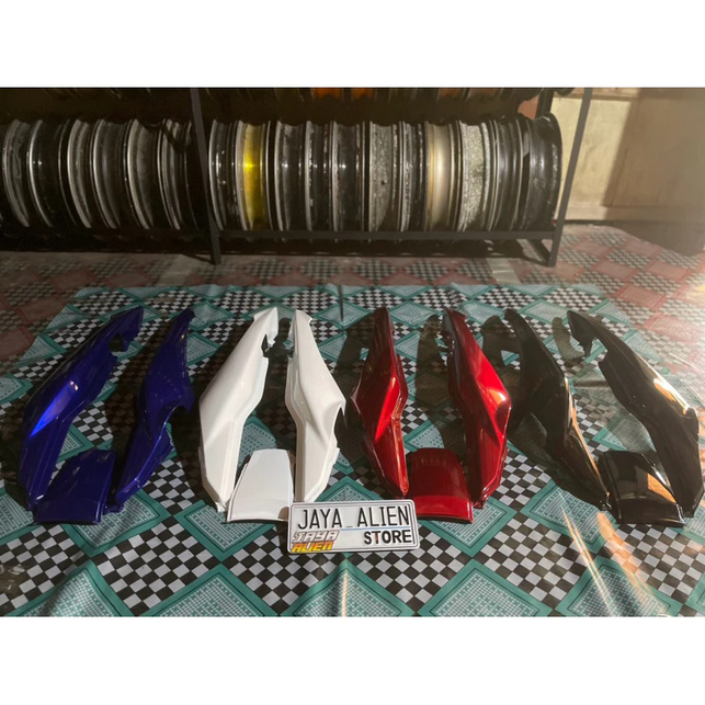 Body Belakang Motor Verza Original (Polos) Cat Repaint