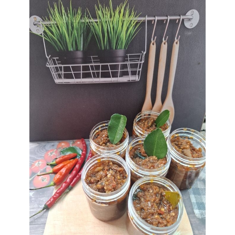 

sambel cumi, sambel teri, sambel ayam suwir