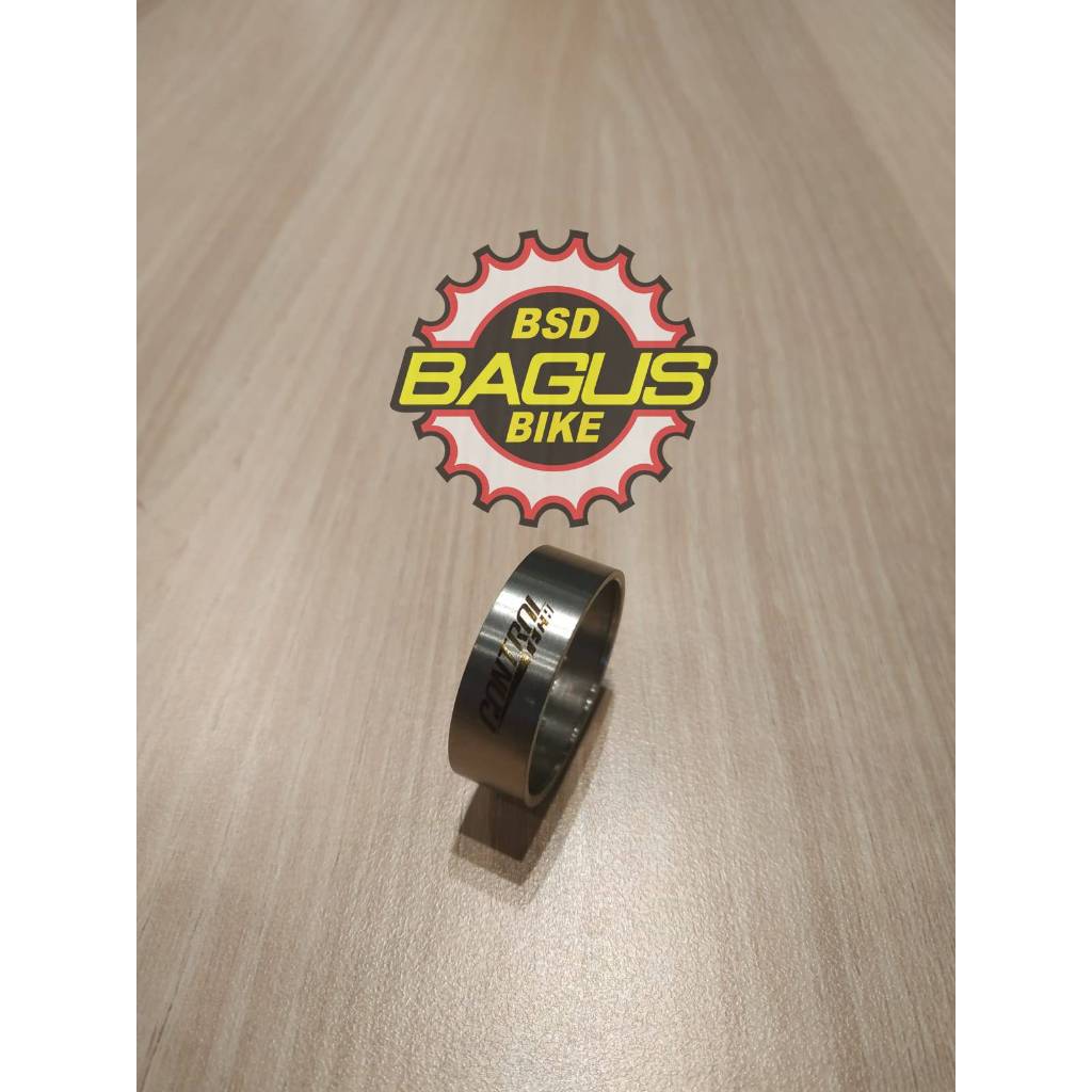 Controltech Accessories SU 1HSS1206-10A606 TIMANIA SPACERS HSS-12 MATERIAL:TITANIUM OD31.8*ID28.7*10