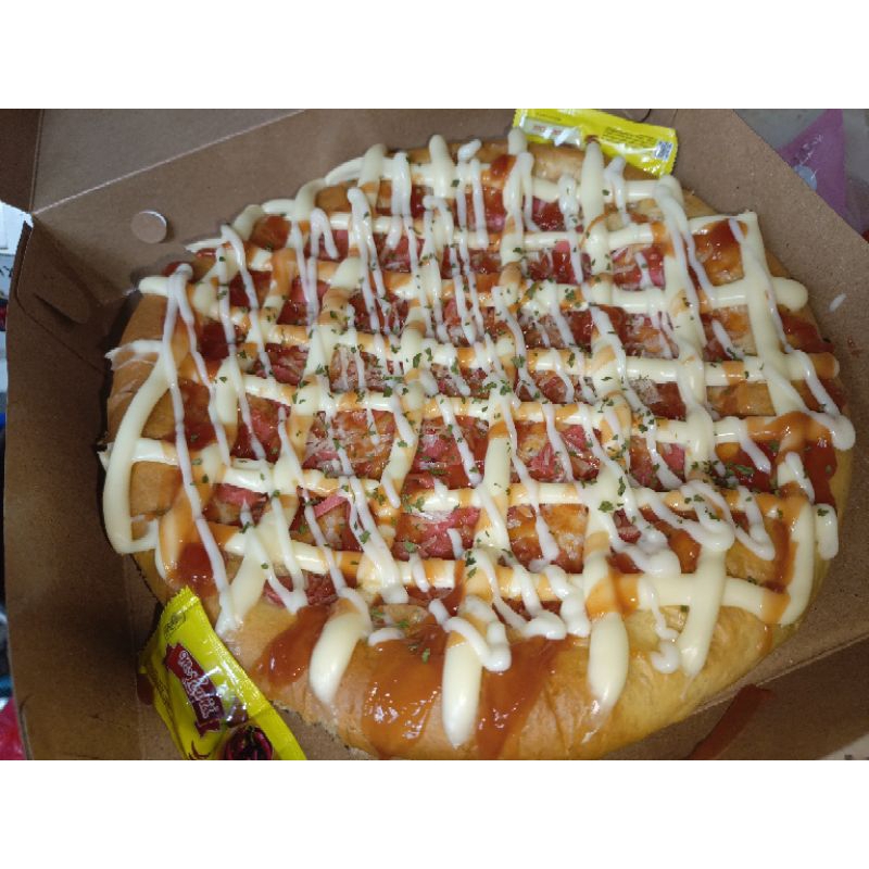 

pizza sultan sosis keju double chesee premium diameter 26 cm tebel, empuk