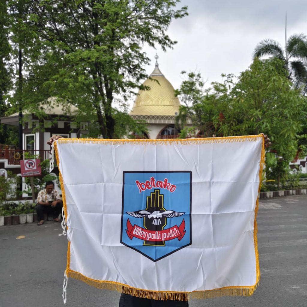 Bendera Merpati Putih Bendera MP Bendera Pencak Silat Merpati Putih Bendera Merpati Putih Rumbai