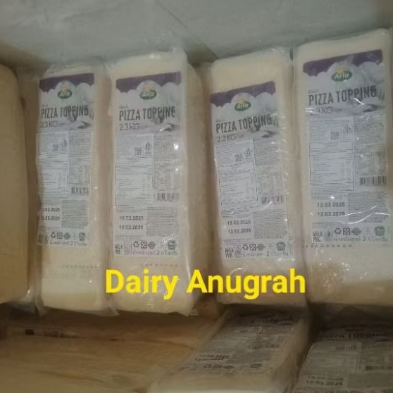 

Mozzarella Arla Pizza Topping Keju Mozzarella 2.3KG