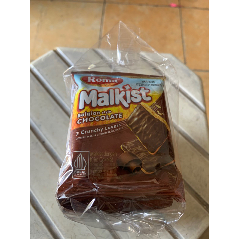 

Roma Malkist Rasa Belgian with Chocolate 7 Cruchy Layers 200g Isi 10
