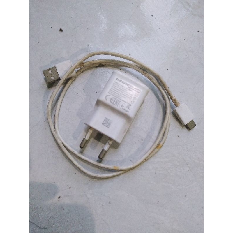 #charger/adaptor bekas hp samsung a04s usb- C 1.55amper