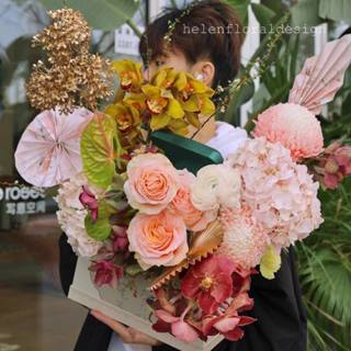 

AESTHETICFLORIST- KOTAK CHEONGSAM PERSEGI / KOTAK IMLEK / KOTAK BUNGA IMLEK / KOTAK BUNGA