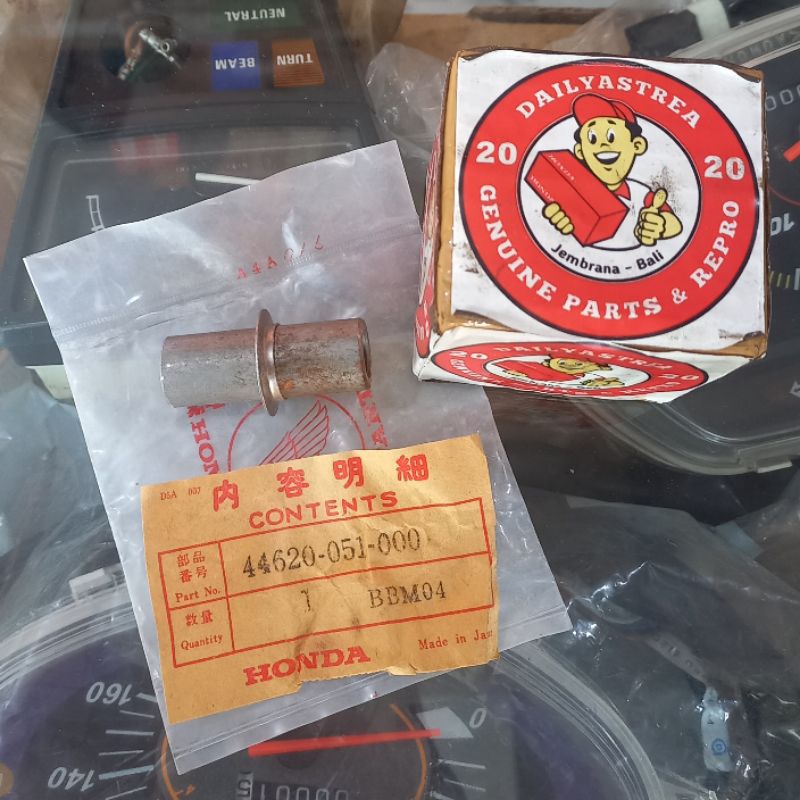 BOS BOSH COLLAR TROMOL DEPAN HONDA CL70 C50 C70 C90 C700 C800 ASTREA 800 ORIGINAL ORI 44620-051-000