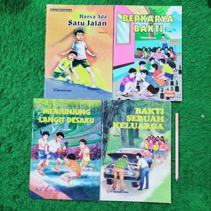ORIGINAL BUKU CERITA ANAK DAN CERPEN BAKTI SEBUAH KELUARGA HANYA ADA SATU JALAN MENJUNJUNG LANGIT DE