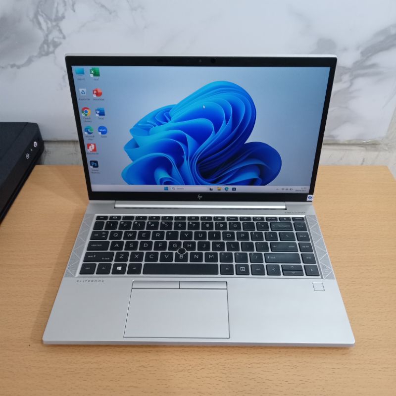 Laptop HP Elitebook 845 G7 RAM 16GB SSD 256GB Processor AMD Ryzen 7 PRO 4750U  14 Inch FHD