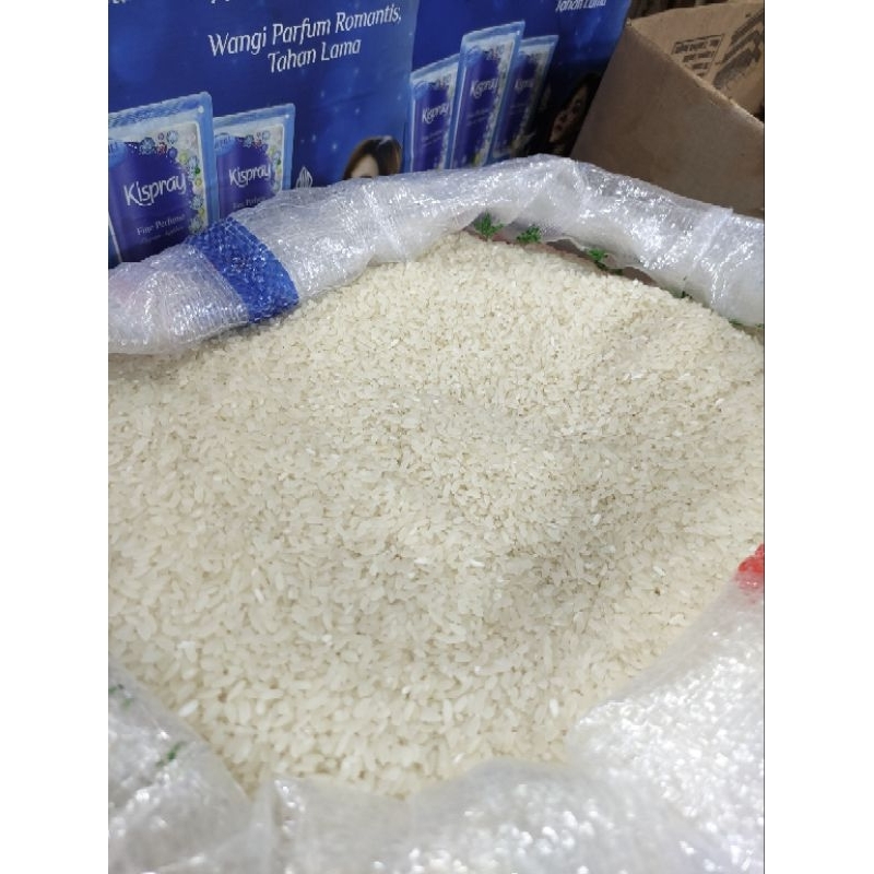 

Beras Putih Pulen Pandan Wangi Kualitas Super Premium