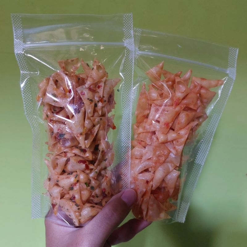 

Kripik Pangsit Pedas Daun Jeruk 40 gr