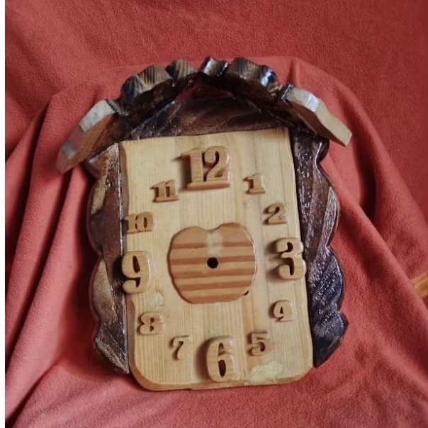 Hiasan jam dinding rumah/kantor DLL dari kayu jati