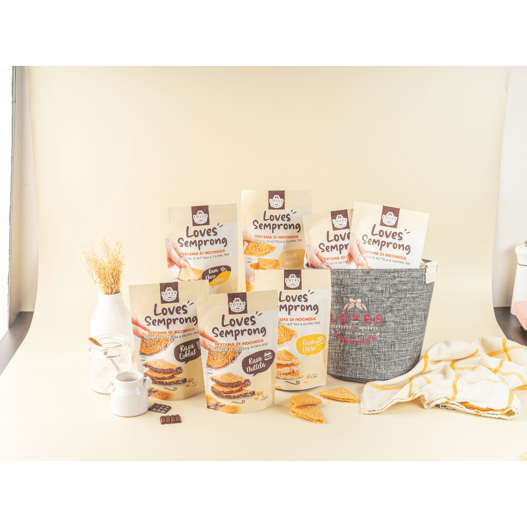 

Love Semprong Pouch - Kue Semprong Renyah, Enak dan Higienis