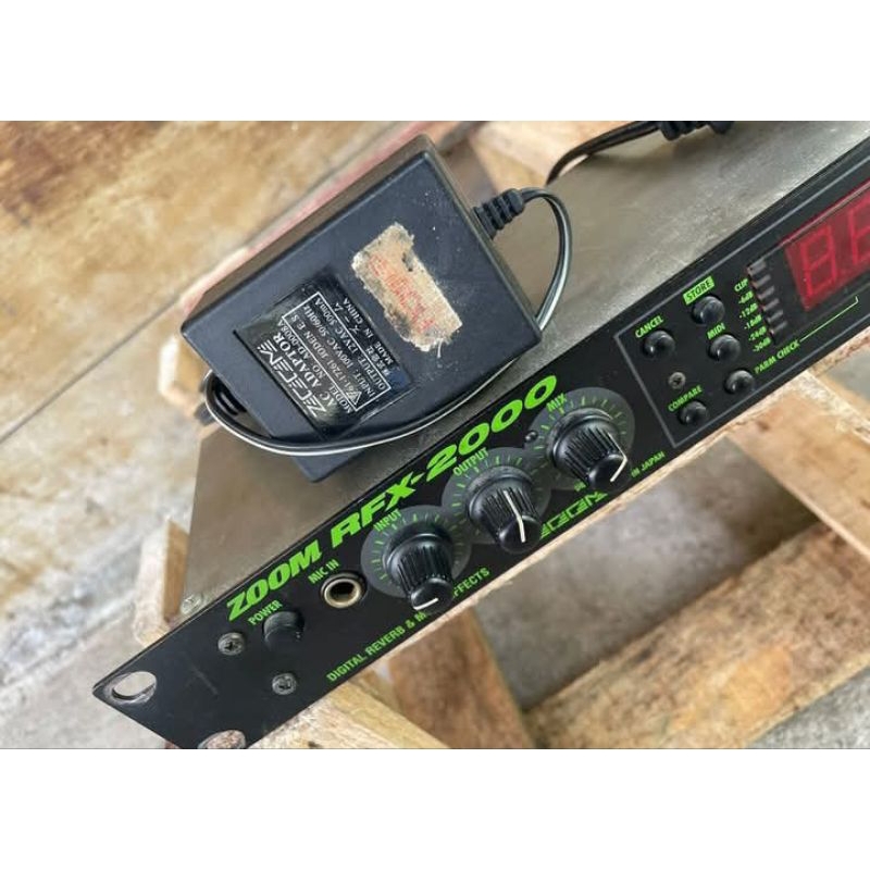 efek vocal zoom rfx2000