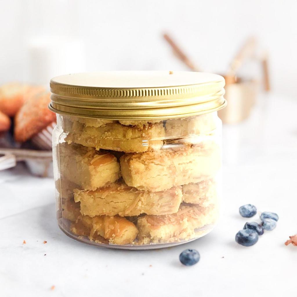 

Kue Kering/Kastangel/Hampers/Parcel