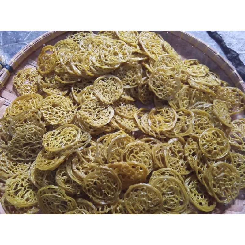 

krupuk mie mentah khas tegal