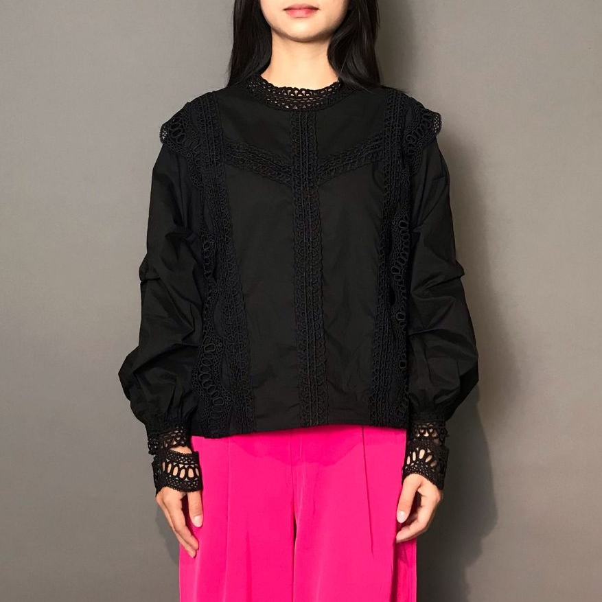 Magnolia Collection Atasan Wanita Lace Blouse Brokat Hitam