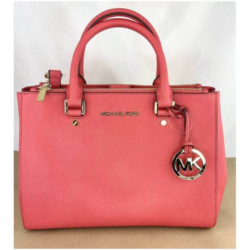 Preloved MK Sutton Leather Authentic