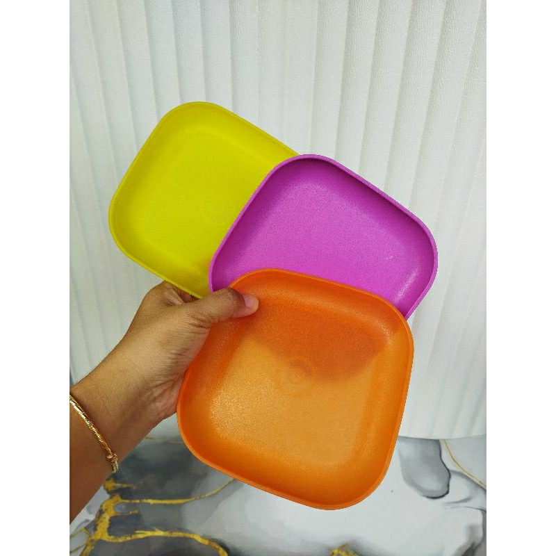 piring kotak tupperware second preloved