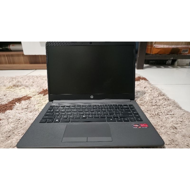 Laptop HP 245 G9