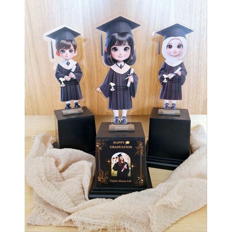 Piala Wisuda Akrilik Graduation / Piala Wisuda Hijab / Piala Wisuda Non Hijab