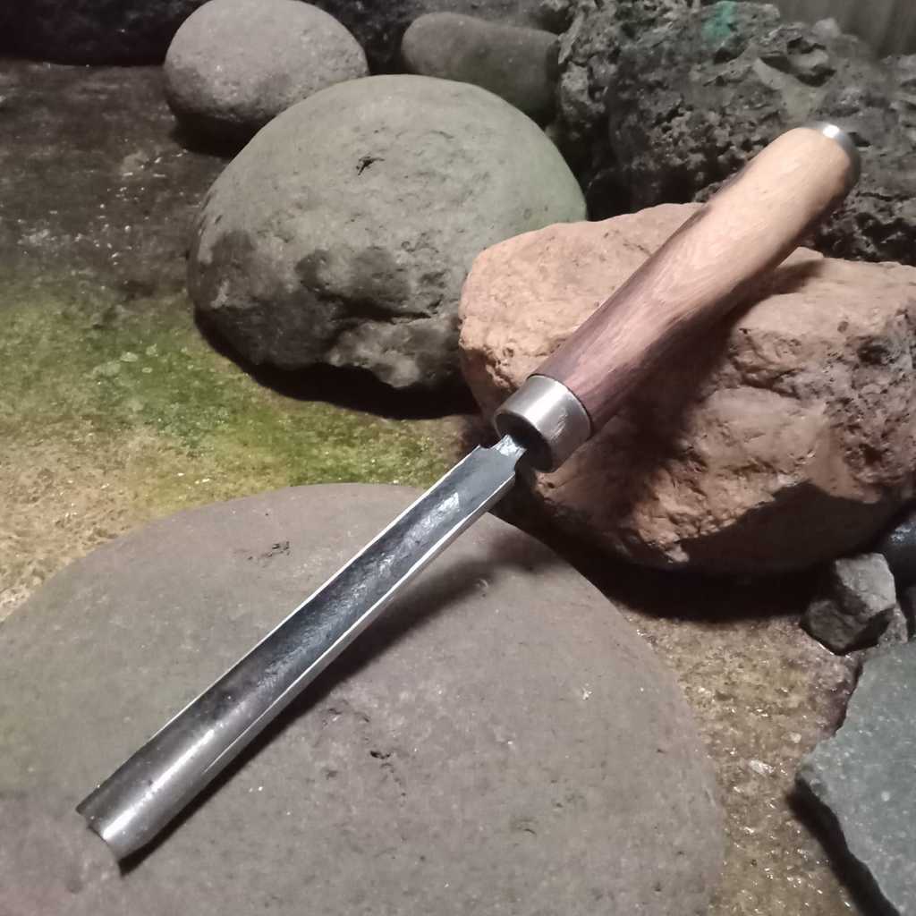 Pahat Kayu / Bonsai Baja Per Tempa ( Model Cekung Kecil )