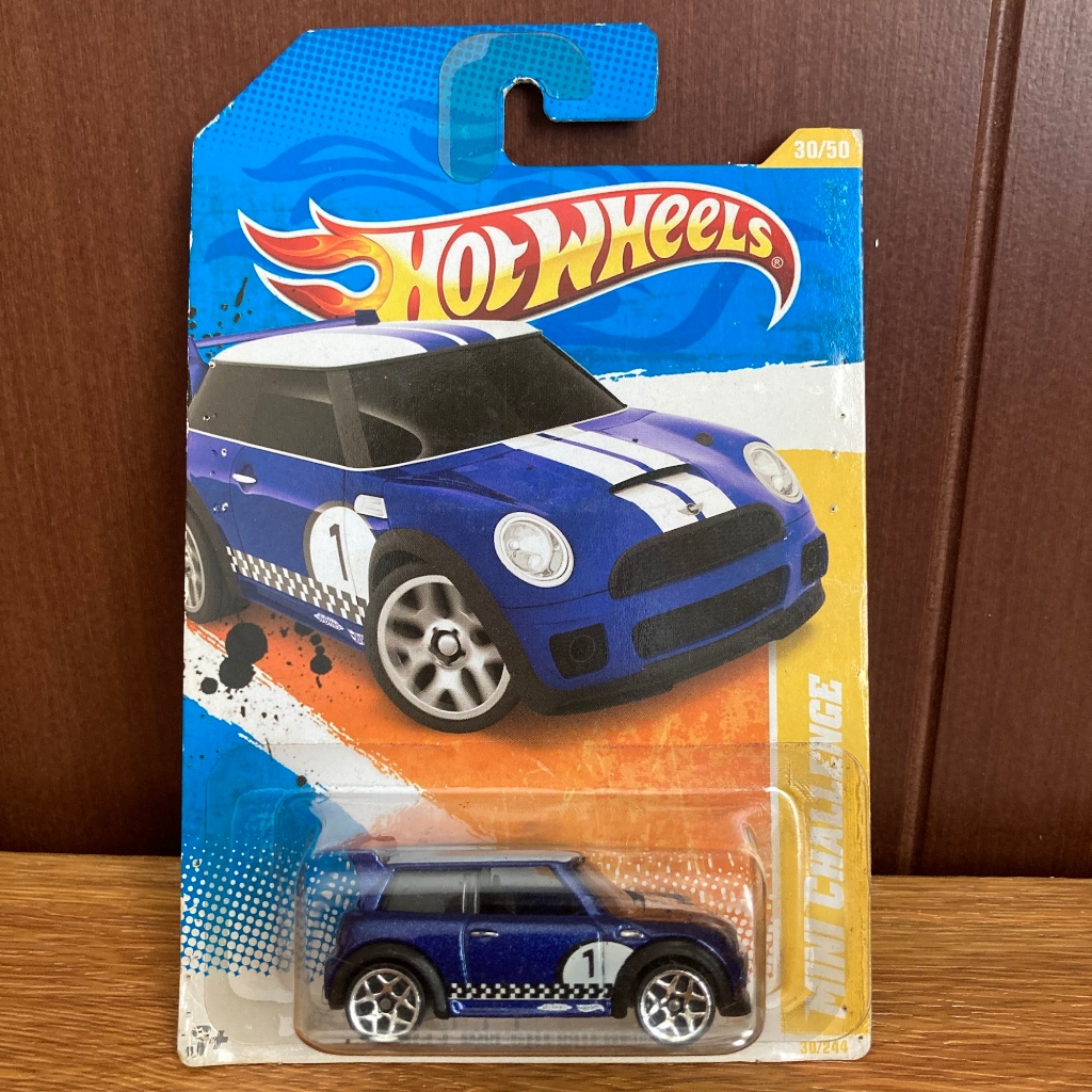 Hot Wheels Regular Morris MINI Cooper Challenge Lot 2011 Diecast HotWheels HW Race Track Ready