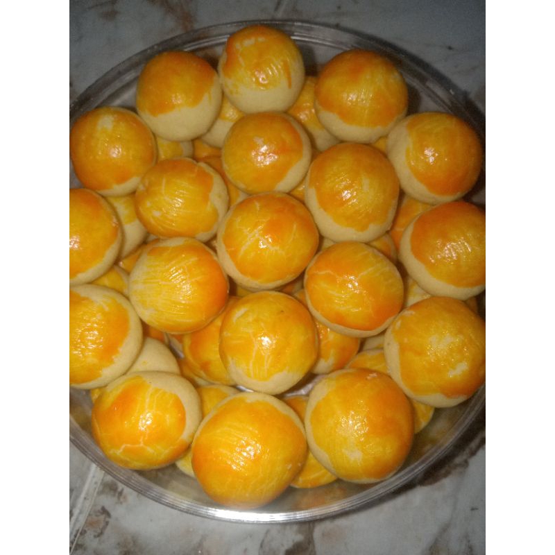 

kue nastar lembut dan lumer isi selai nanas netto 500gr (home Made)