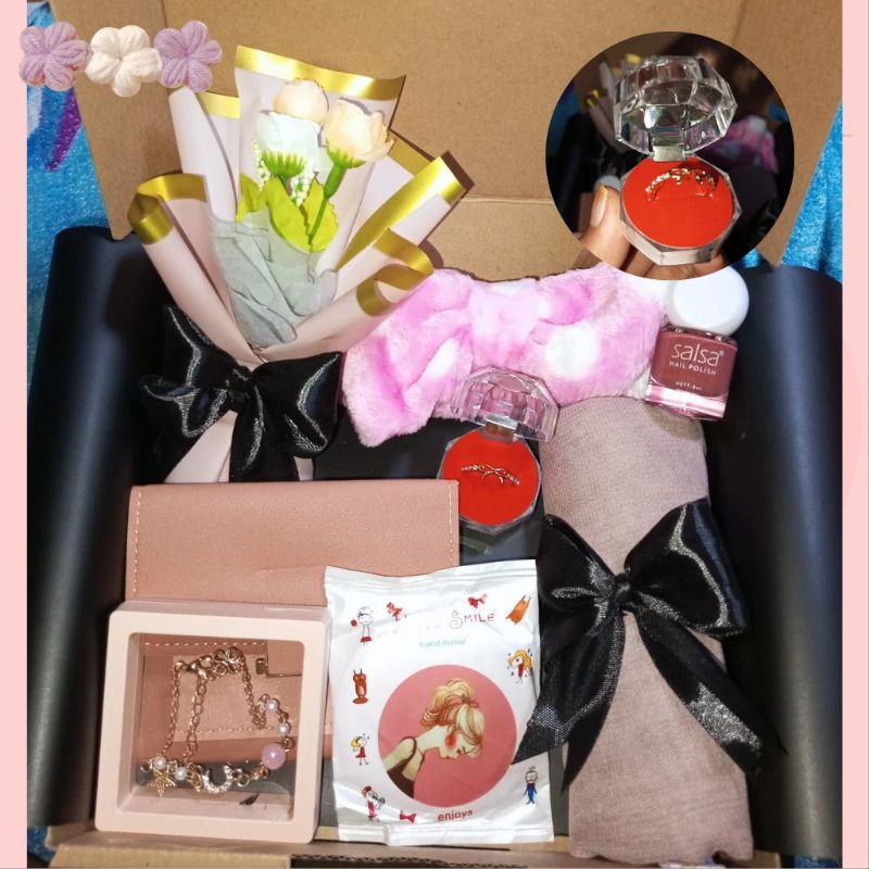 

[Dinda] gift box cewek (hadiah cewek) kado orang tersayang murah