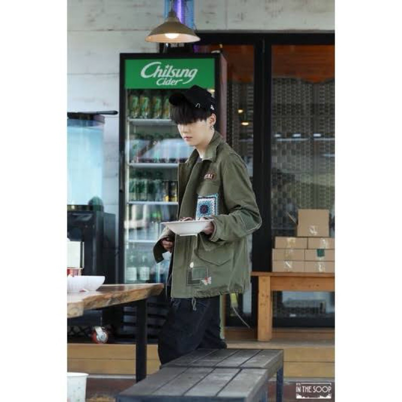 [READY] JACKET PARKA SUGA BTS IN THE SOOP