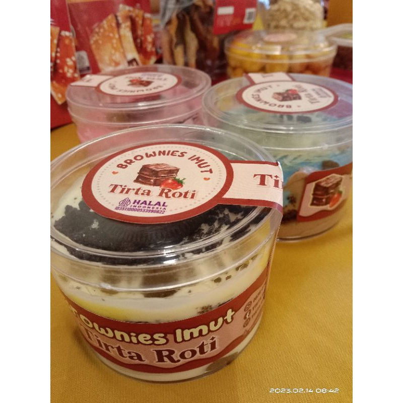 

Brownies imut lumer coklatnya sampai ke Hati