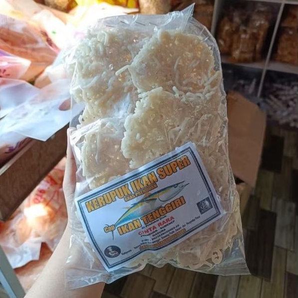 

KERUPUK IKAN SUPER khas parenduan ( ikan tenggiri mentah )
