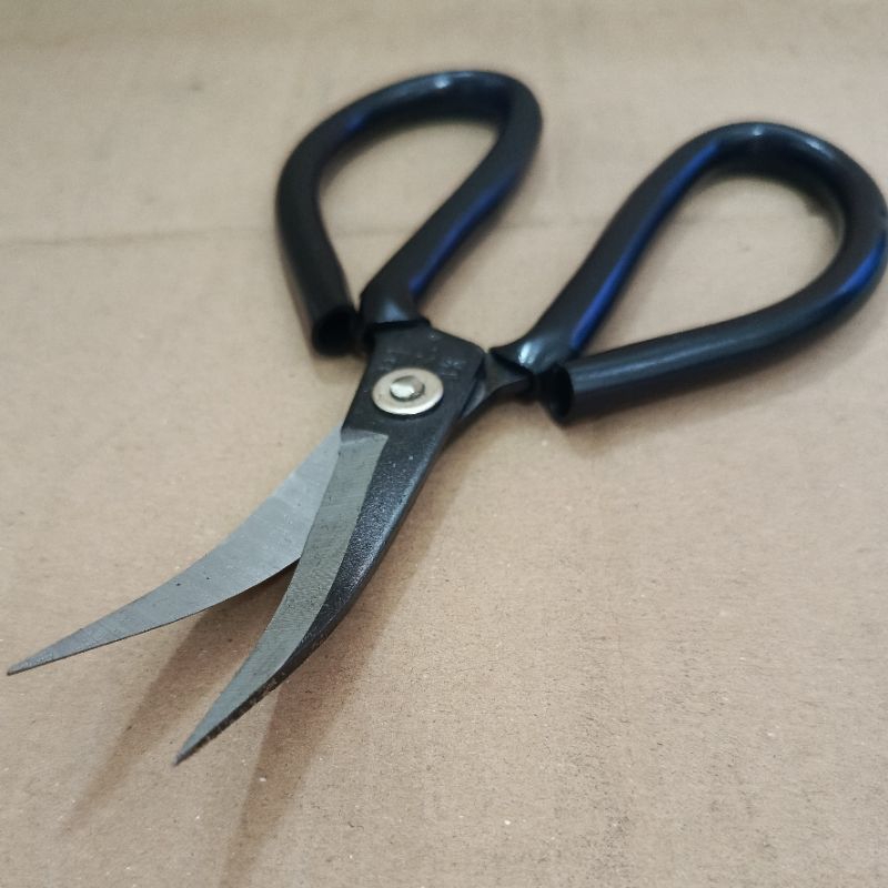 

gunting bengkok ujung lengkung bordir 8inch