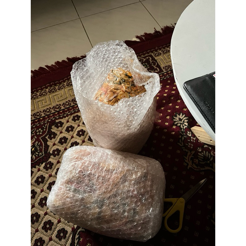 

seblak kering mix pedas daun jeruk