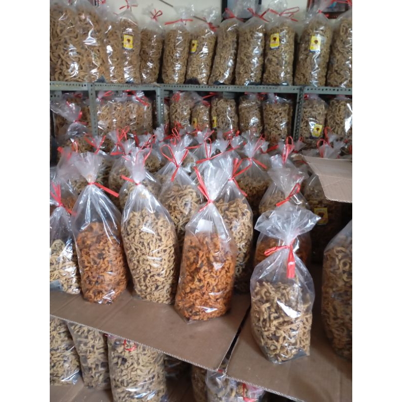 

Keripik Usus Qyta - Renyahnya Bikin Nagih Terus