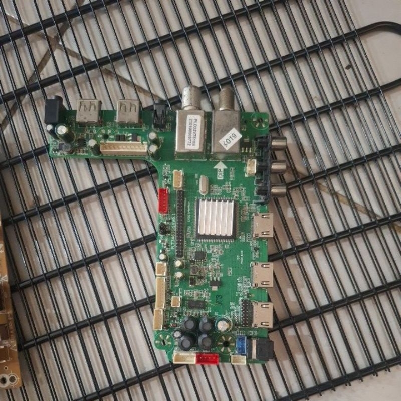 mainboard dan psu tv led polytron PLD32V7510 COPOTAN