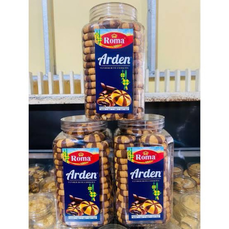 

cemilan kue kering 1paket isi 3pcs