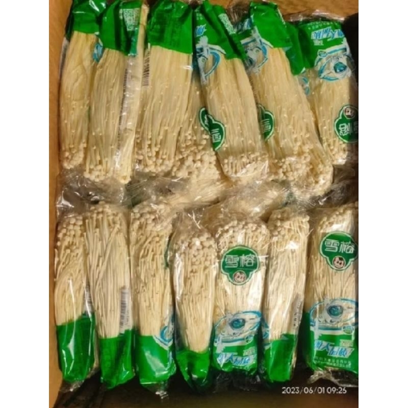 

jamur enoki
