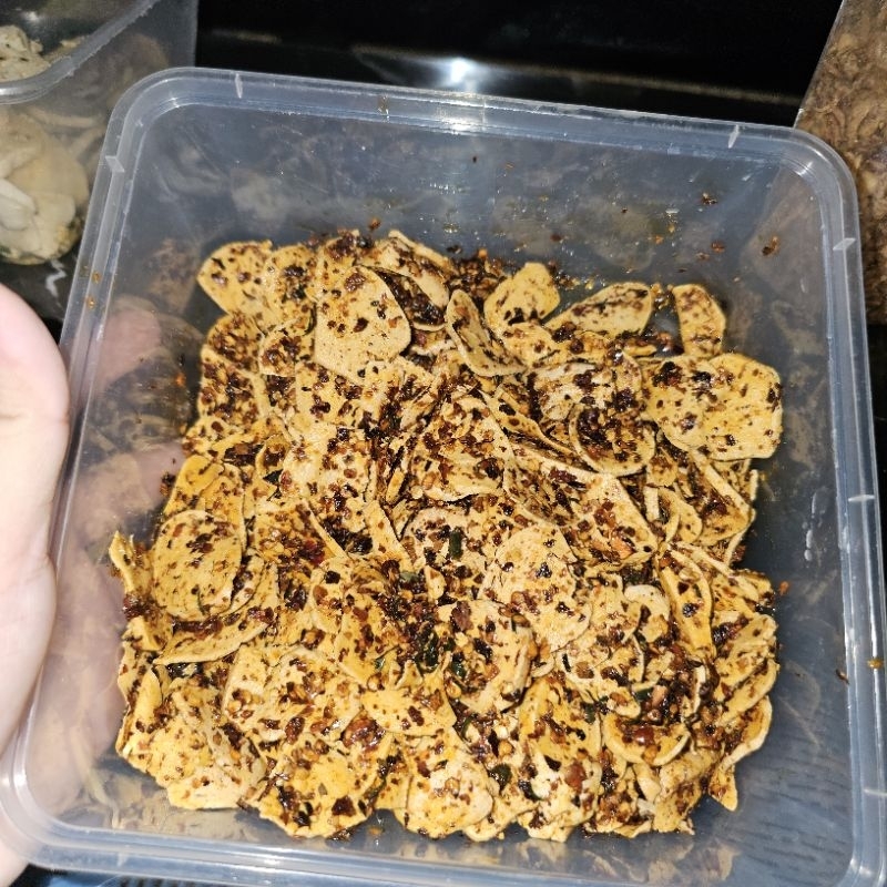 

KERIPIK BASRENG TIPIS LEKOH PEDAS GURIH DAUN JERUK 100% HOMEMADE