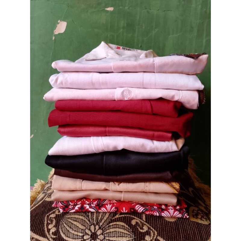 preloved seragam sekolah SD kelas satu perempuan lengan pendek