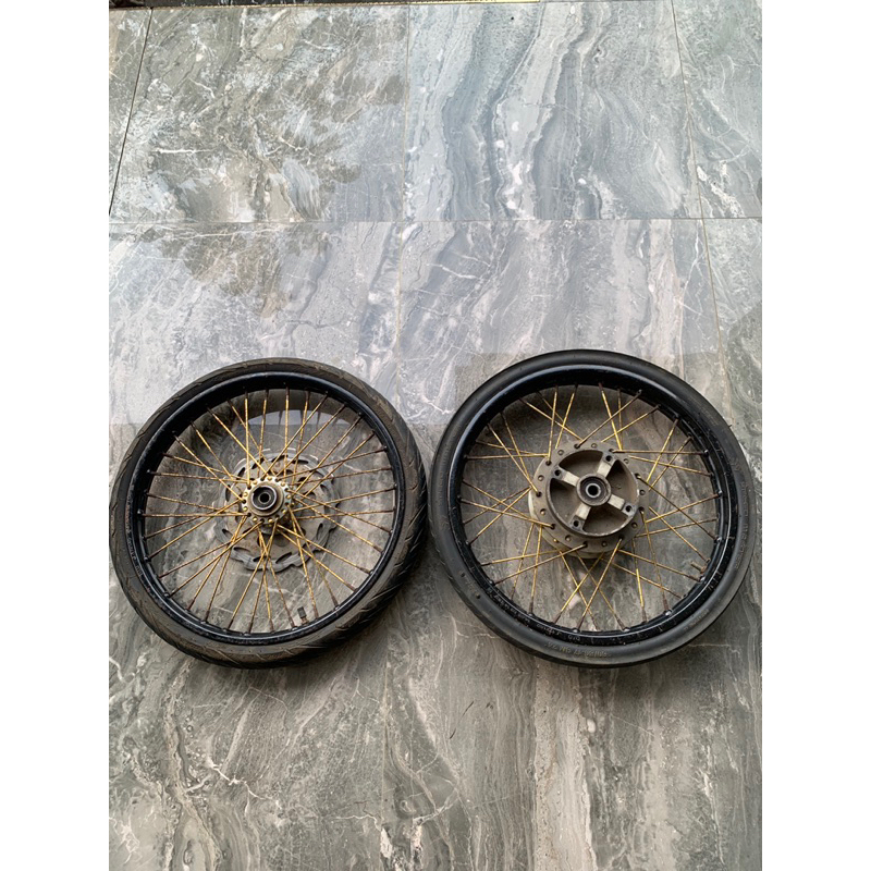 VELG BEKAS NINJA R SS RR RING DID ORI YAMAHA UK 1.40 1.60 17