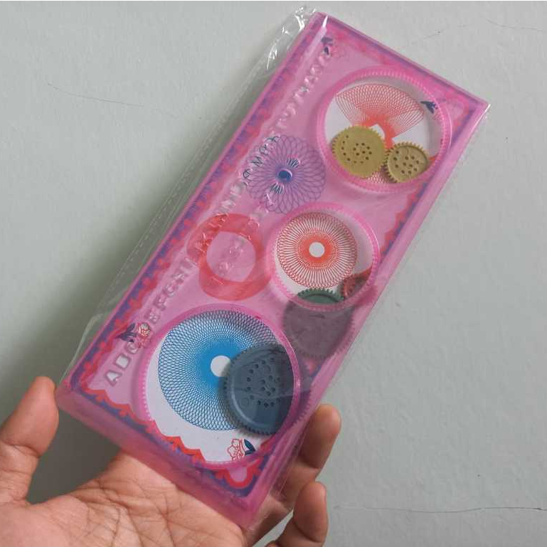 Penggaris Rotary Garisan Rotary Pattern Bunga Penggaris Rotari Kembang Magic Spirograph