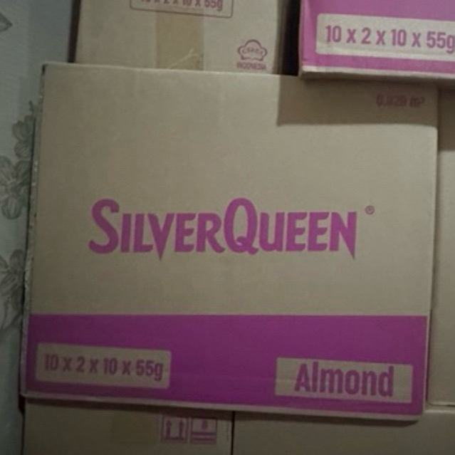 

Silverqueen 55gr Almond isi 200pc