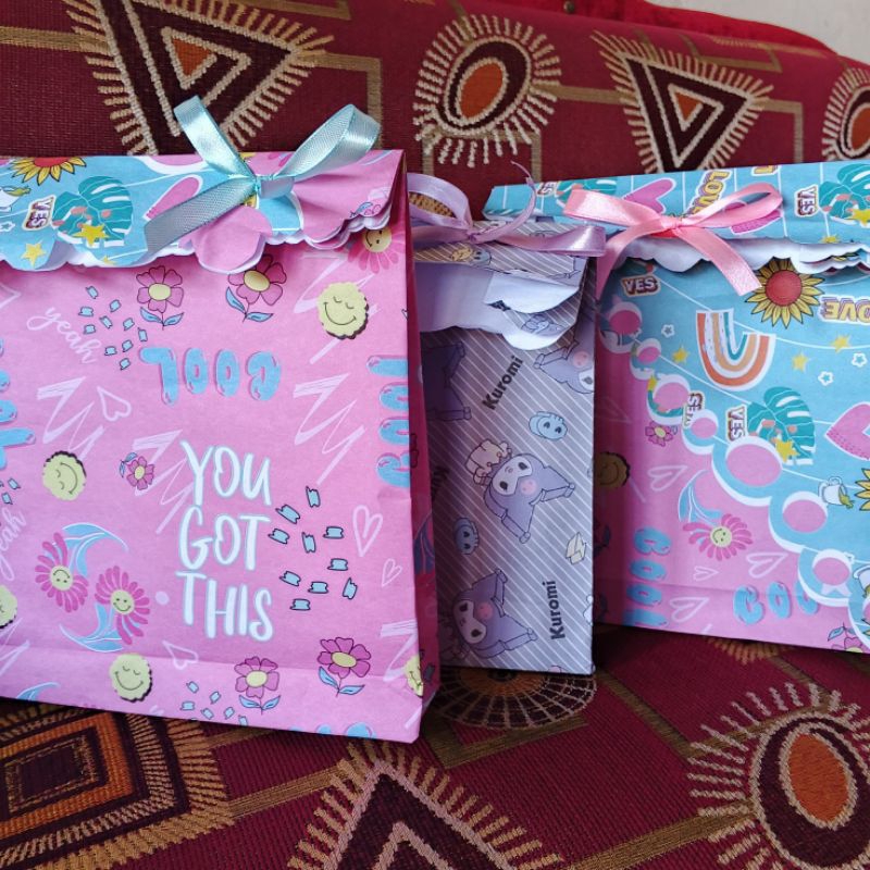 

[Narayya] Kertas Kado Instan | Kertas Kado Siap Pakai | Kertas Kado Kecil