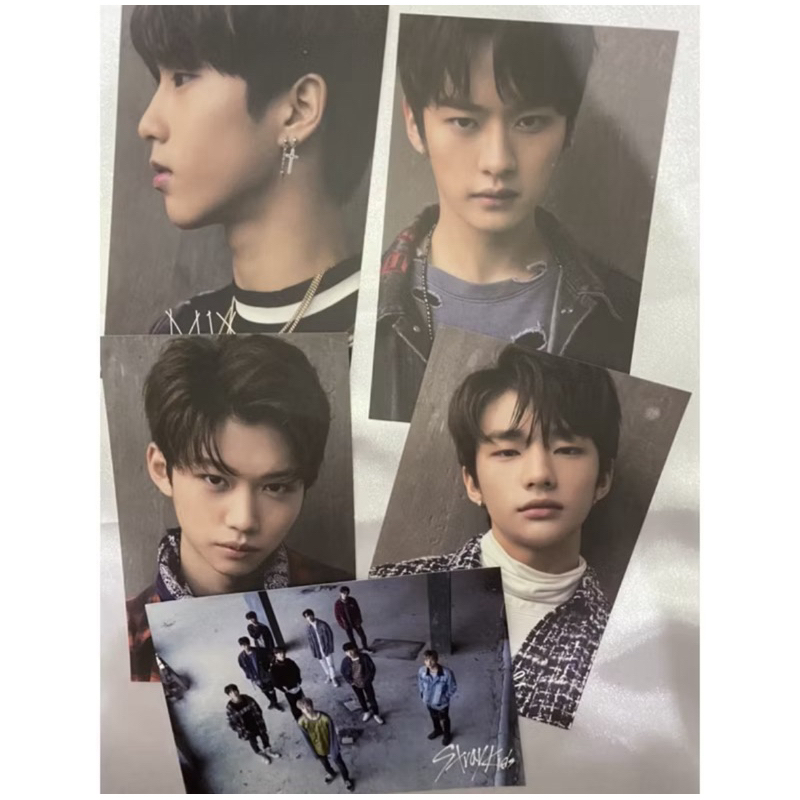

Postcard Stray Kids
