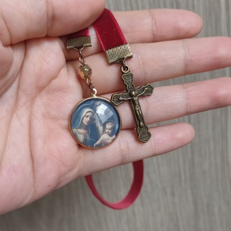 

bookmark/bible buddy/keluarga kudus