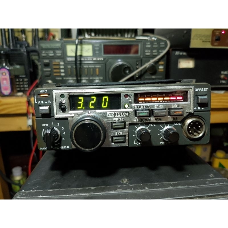 Icom IC-25a