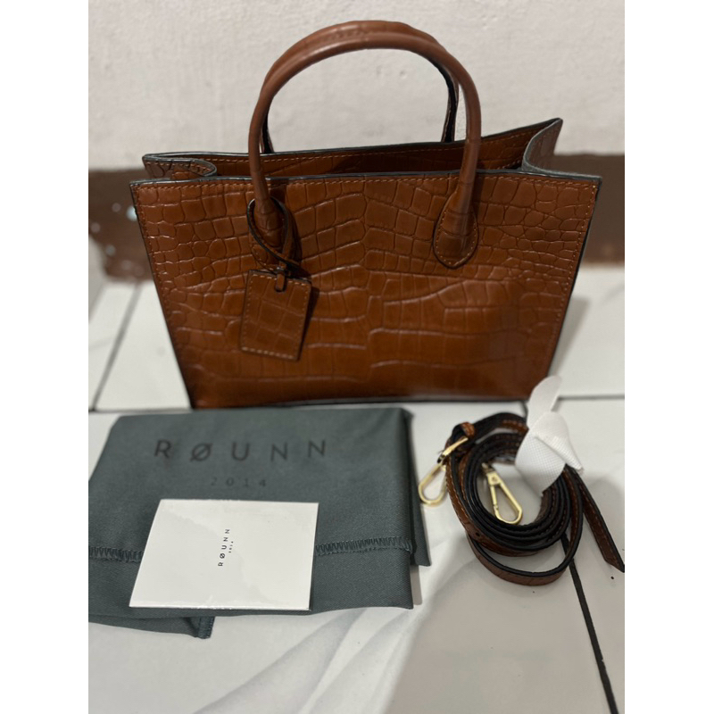 Preloved Rounn Felice 23 Rome