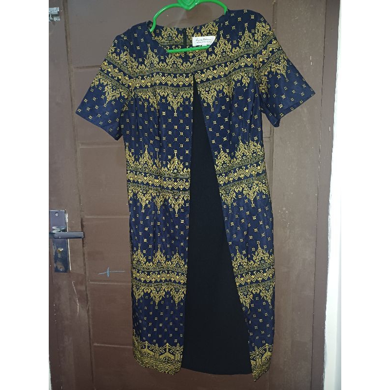 [PRELOVED] Dress Merk Lyne Halim