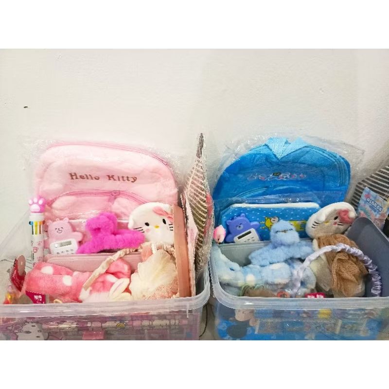 

PAKET AKSESORIS MURAH MERIAH ATK, TAS, DOMPET, POUCH AKSESORIS 1 KERANJANG WARNA
