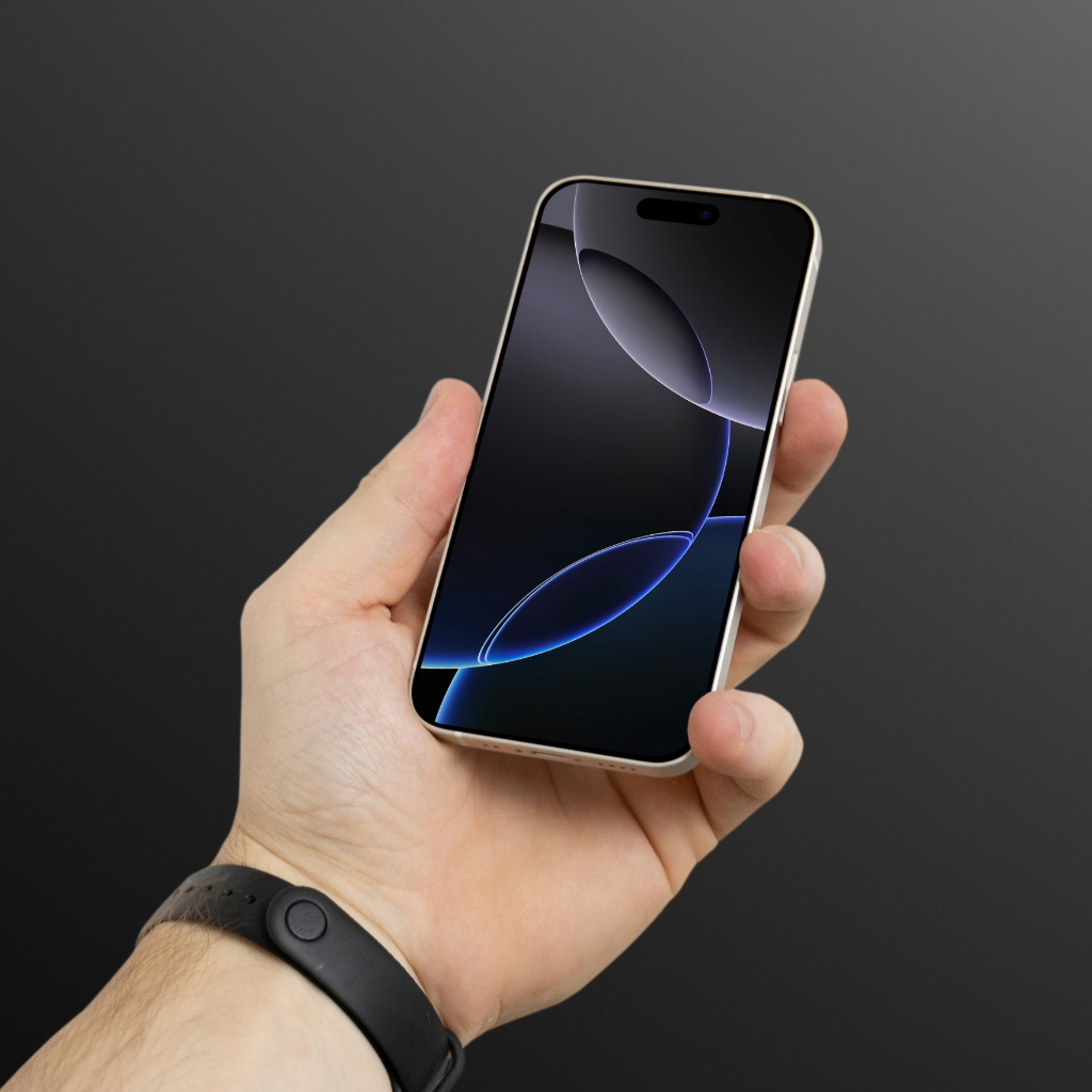 iPhone 16 Pro Mockup | Psd editable Figma support